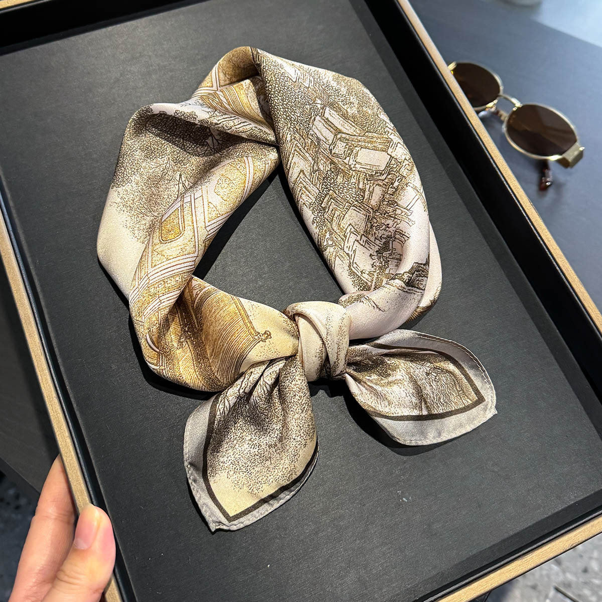 Brand 100% Natural Silk Scarf  - Women'S Fashion Poncho recension och pris