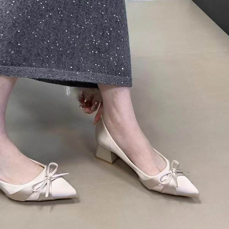Retro Mid-length Single Shoes  - Women'S Fashion Belts recension och pris
