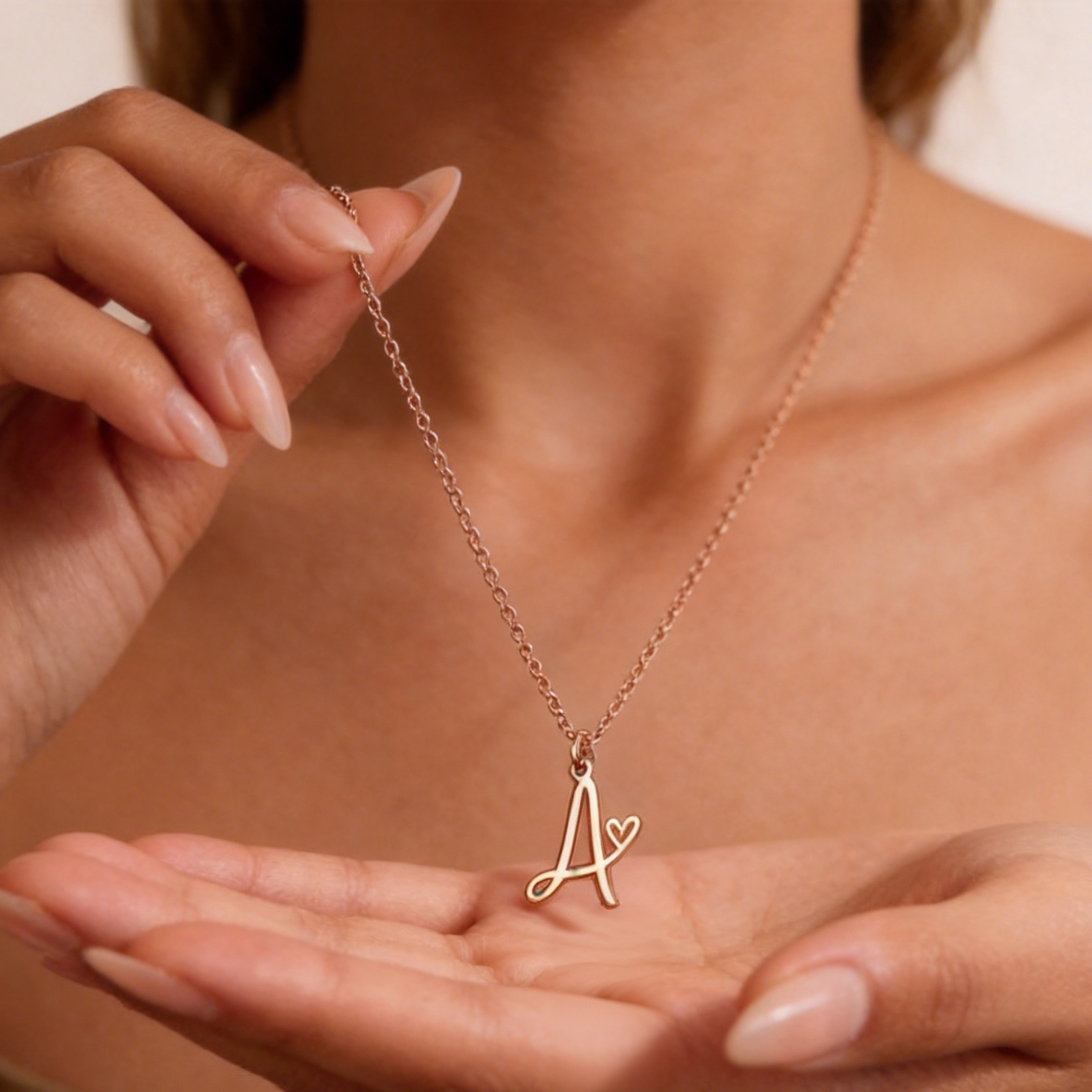 Custom Dainty Heart Initial Ne - Xl Women'S Fashion recension och pris