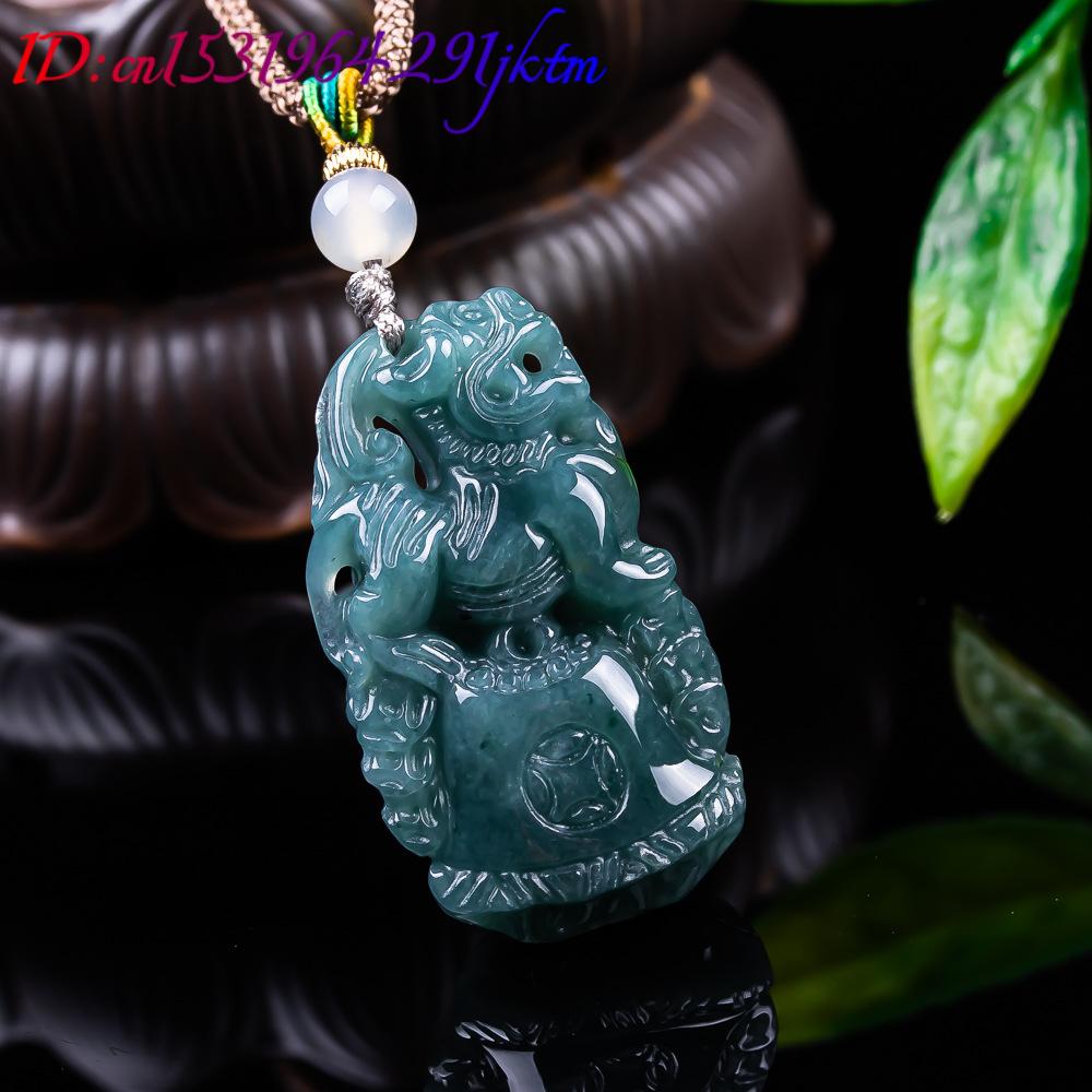 Burmese Jadeite Pixiu Pendant  - Women Fashion Designers recension och pris