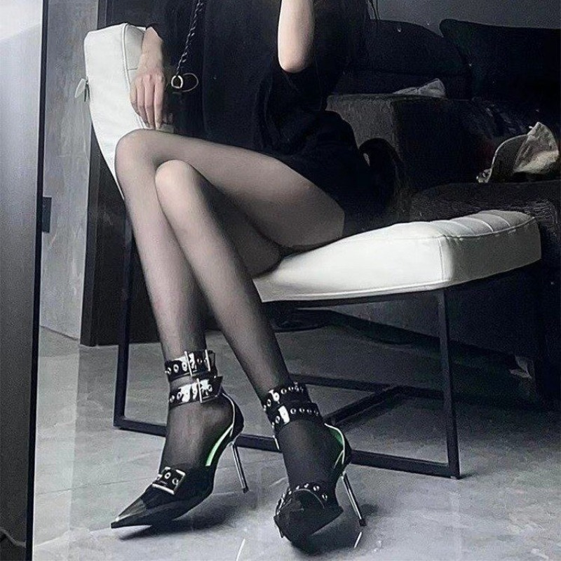 Super High Heel Metal Pointed  - Women'S Fashion Belts recension och pris
